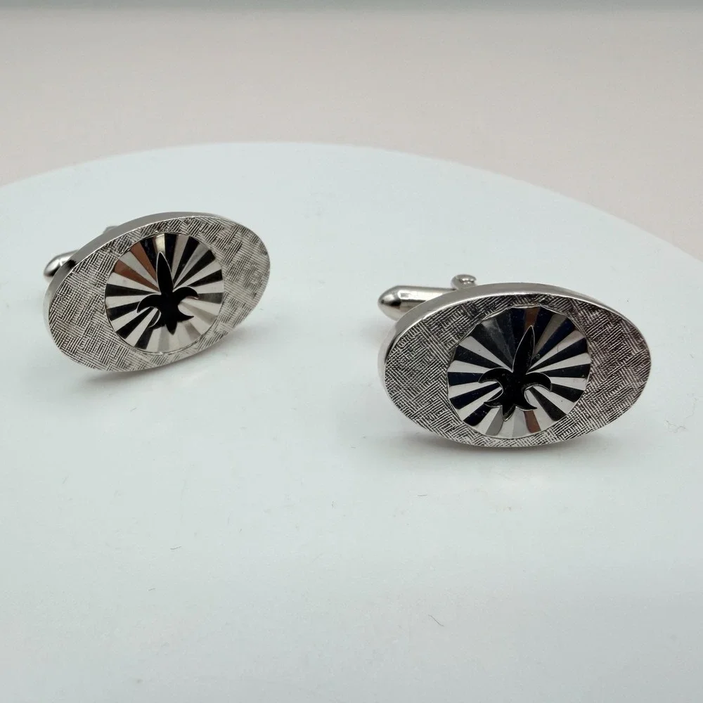 Vintage 70s Mid Century Fleur De Lis Cufflinks SilverTone Oval Sunburst Textured